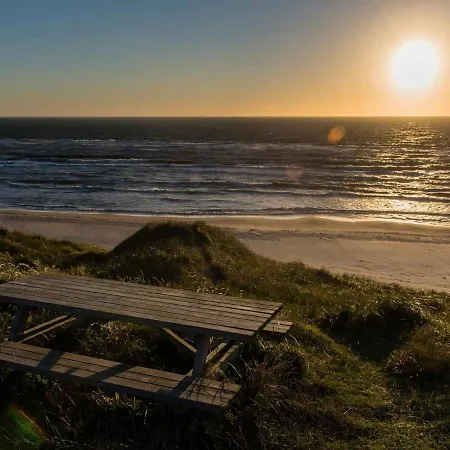 Lxxxviii * Hirtshals